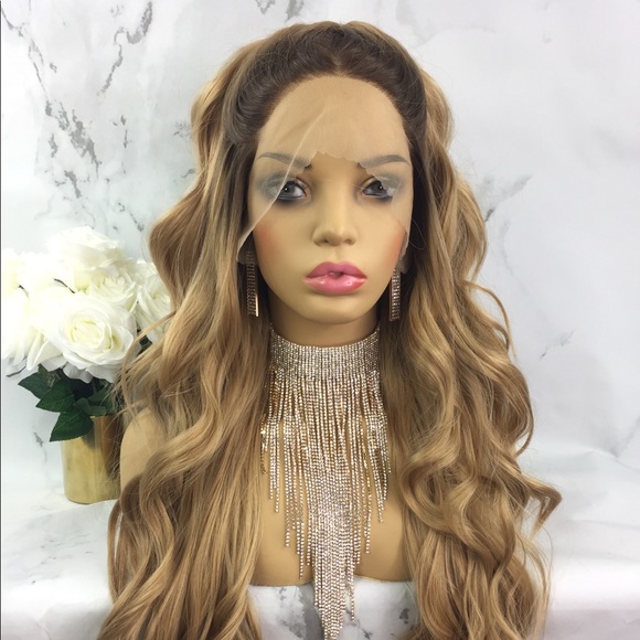 Golden Honey | Lace Front Wig - Picture 3 of 8